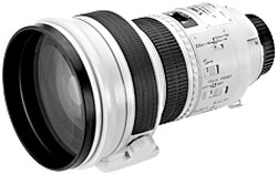 Canon EF200mm f/1.8L USM telephoto lens